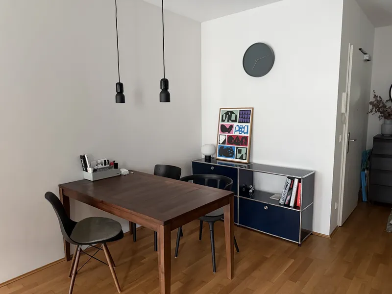 Helle 2-Zimmer-Wohnung mit Balkon in Berlin-Mitte — photo 1